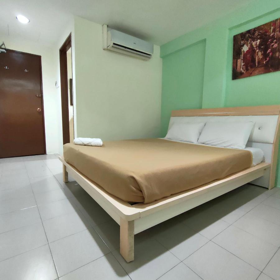 Best One Hotel Malacca Esterno foto