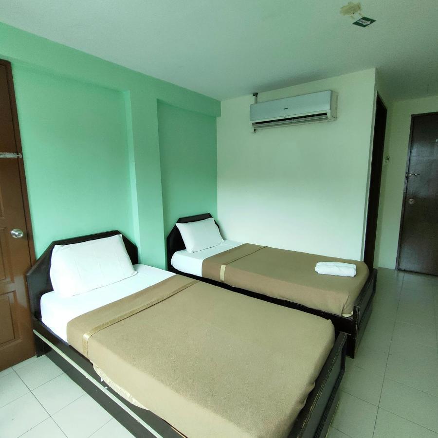Best One Hotel Malacca Esterno foto