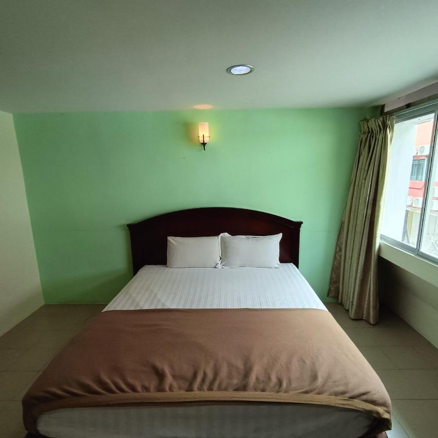 Best One Hotel Malacca Esterno foto